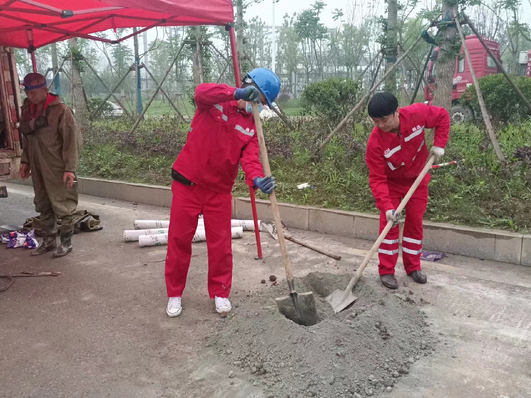 巧家管道疏通哪家好】及时进行市政管道清淤